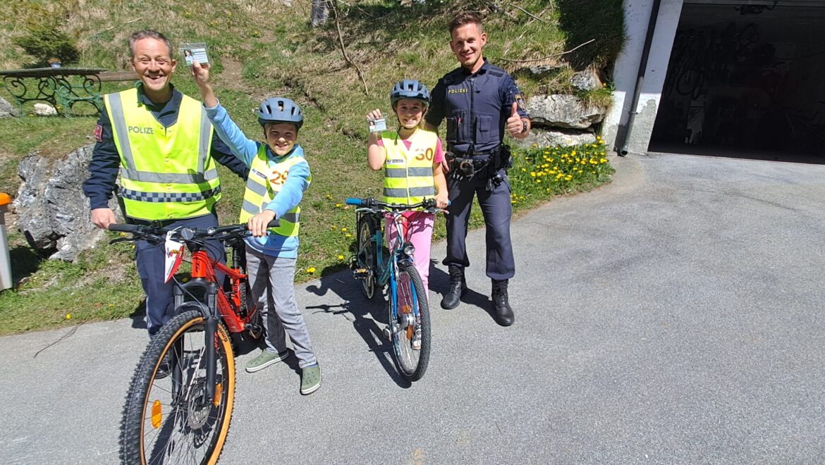 Hurra, der Radfahrführerschein ist geschafft